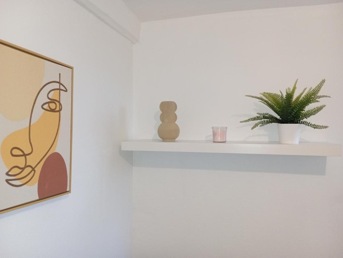 Appartement Cosy Plein Centre Conches-en-Ouche Екстериор снимка