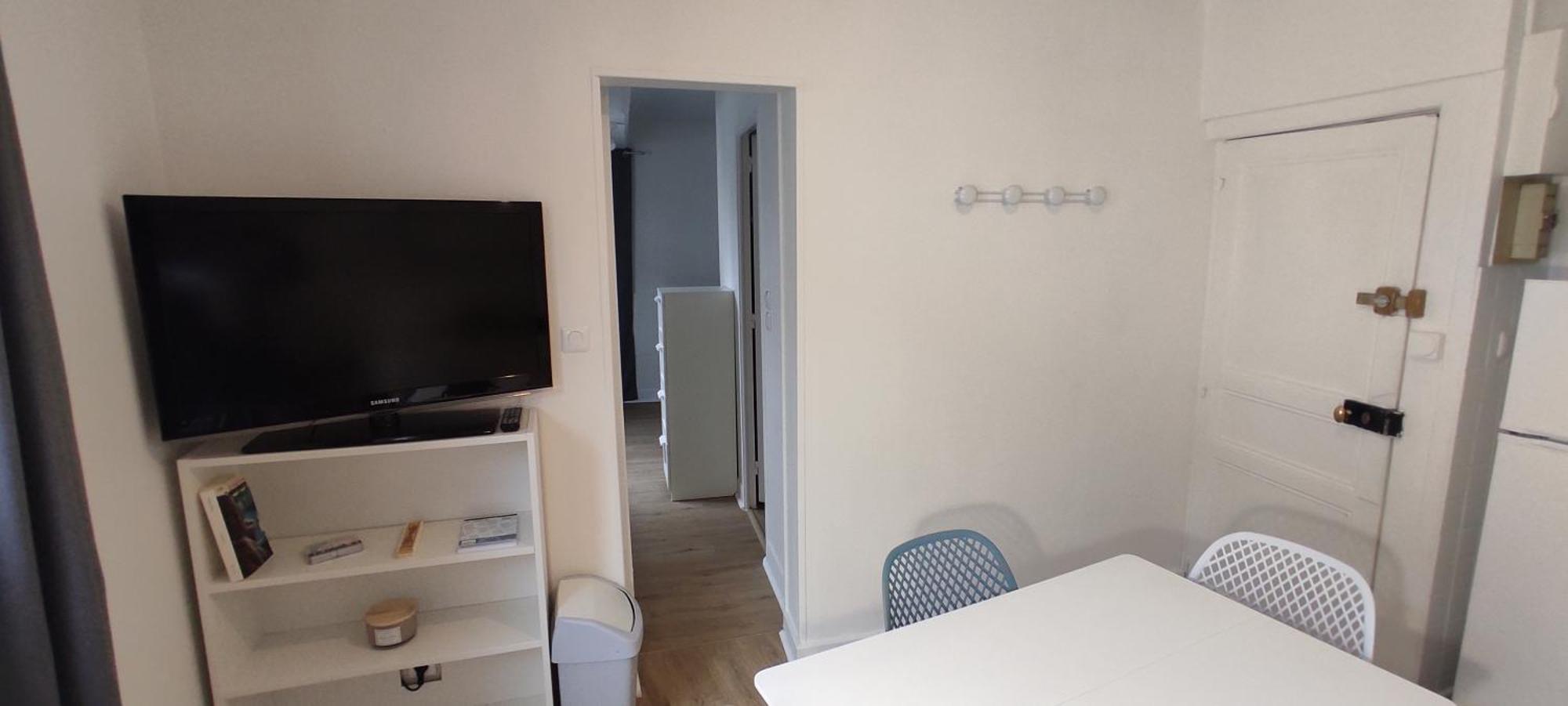 Appartement Cosy Plein Centre Conches-en-Ouche Екстериор снимка