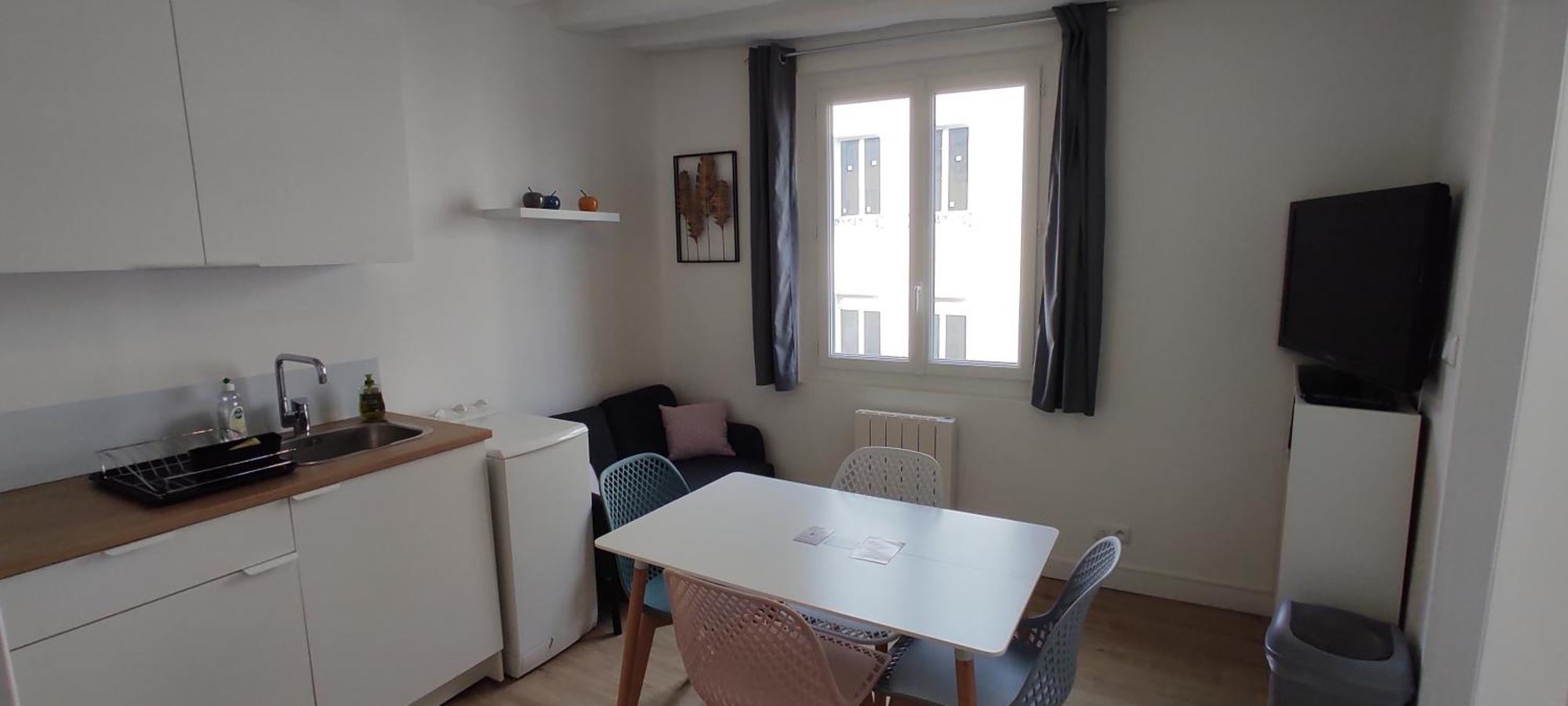 Appartement Cosy Plein Centre Conches-en-Ouche Екстериор снимка